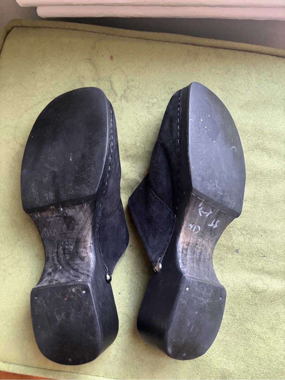 CHANEL Black Suede Mule Clogs with CC Emblem - Picture 5 of 5